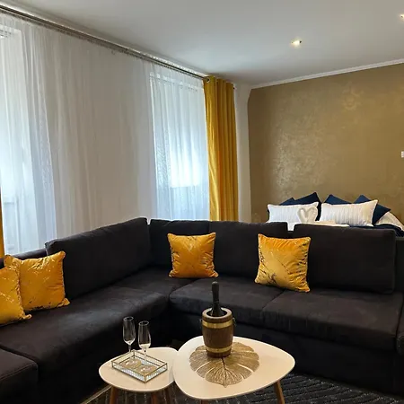 Reduta Celebration Apartment *